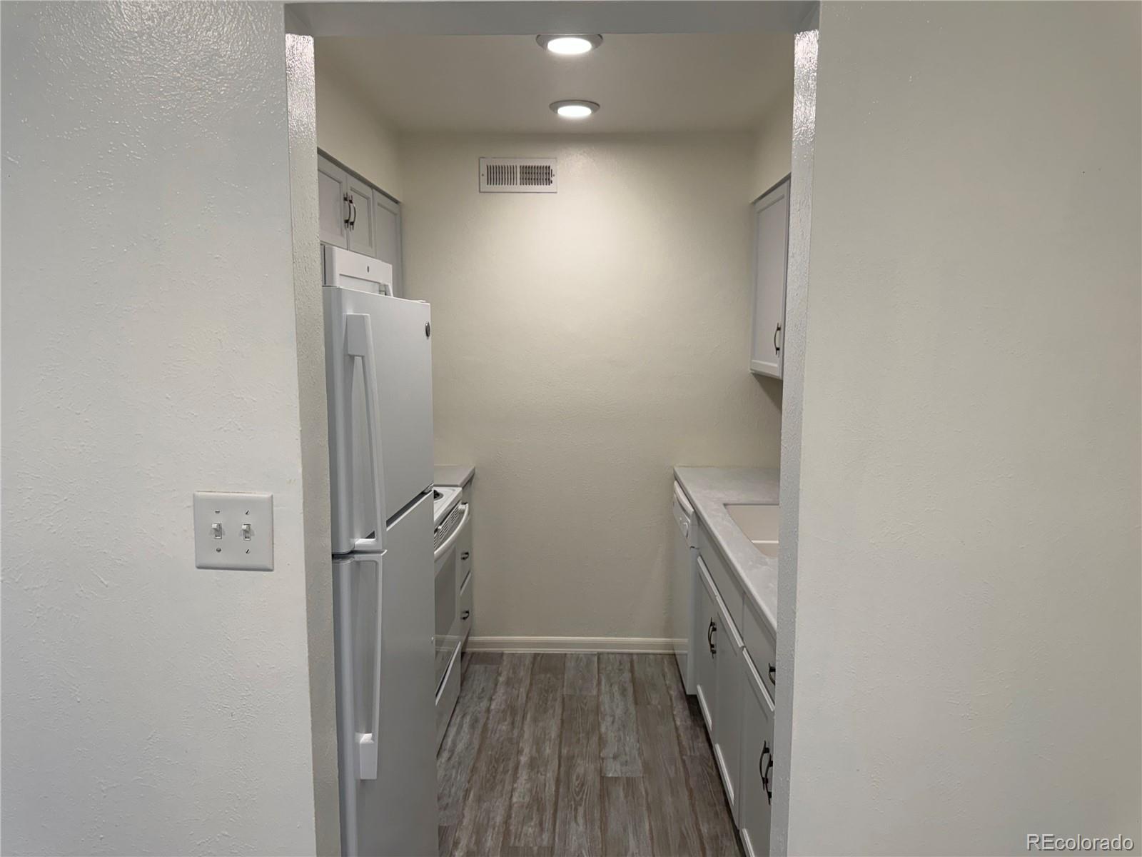 MLS Image #7 for 3613 s sheridan boulevard,denver, Colorado