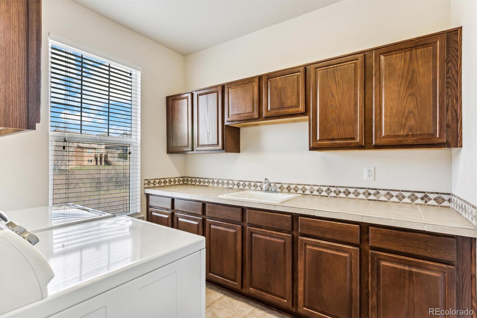 MLS Image #16 for 22285 e glasgow place,aurora, Colorado