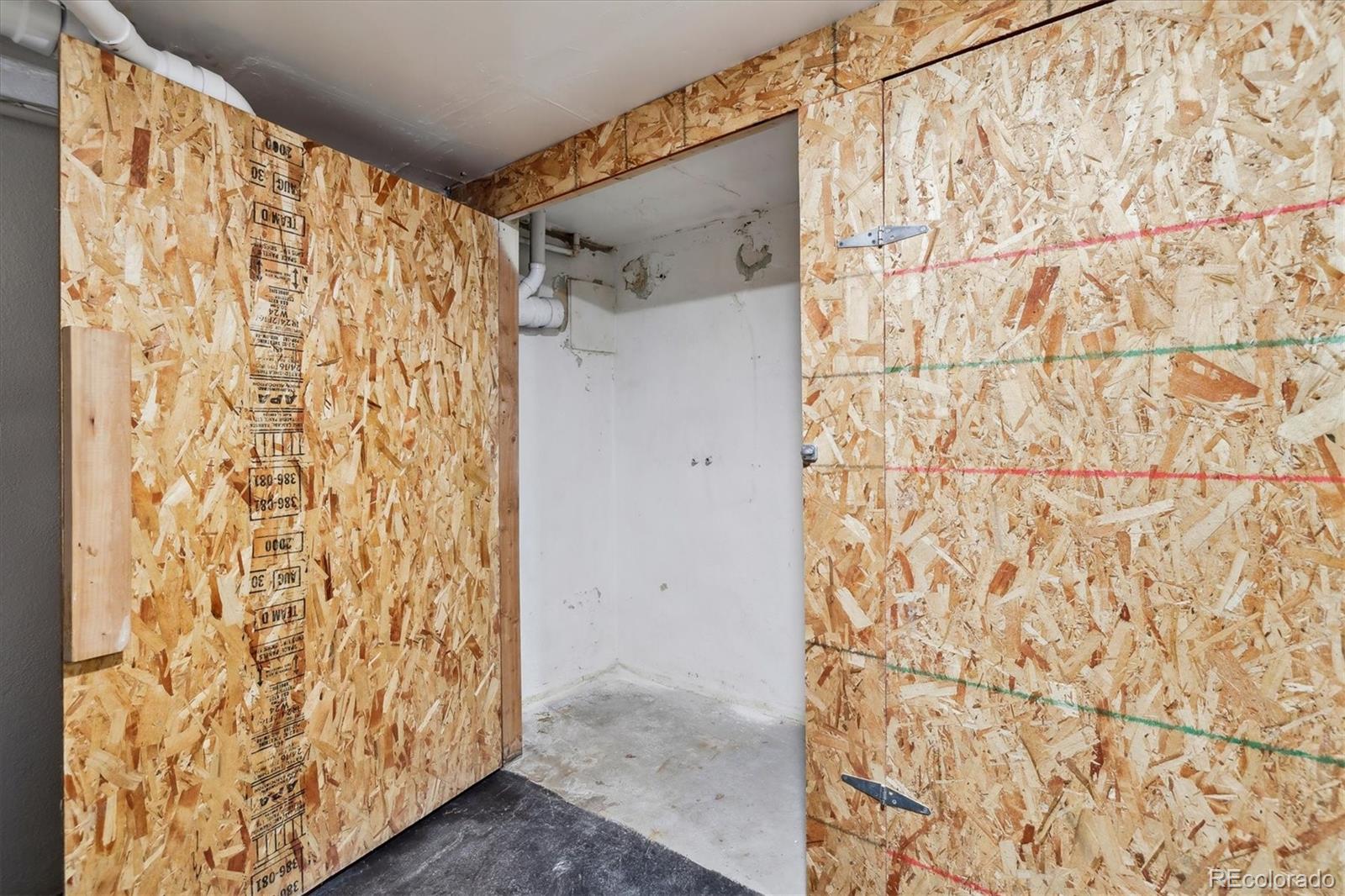 MLS Image #25 for 1532 n high street,denver, Colorado
