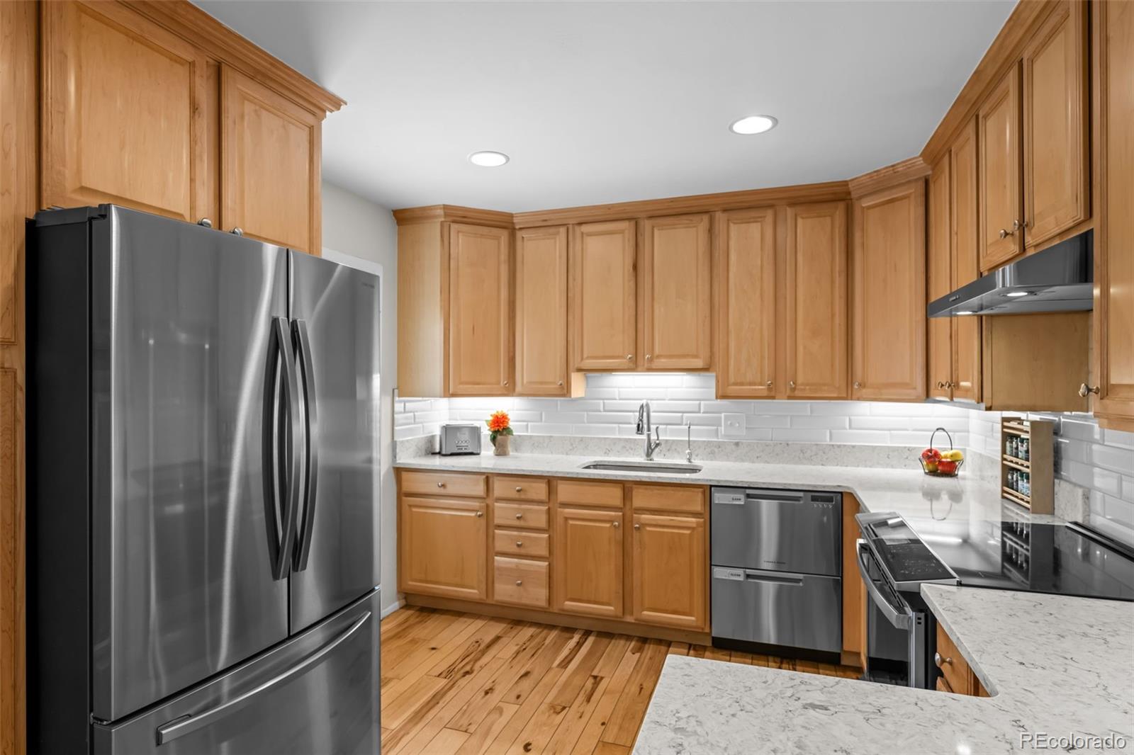 MLS Image #12 for 2250 s zang court,lakewood, Colorado