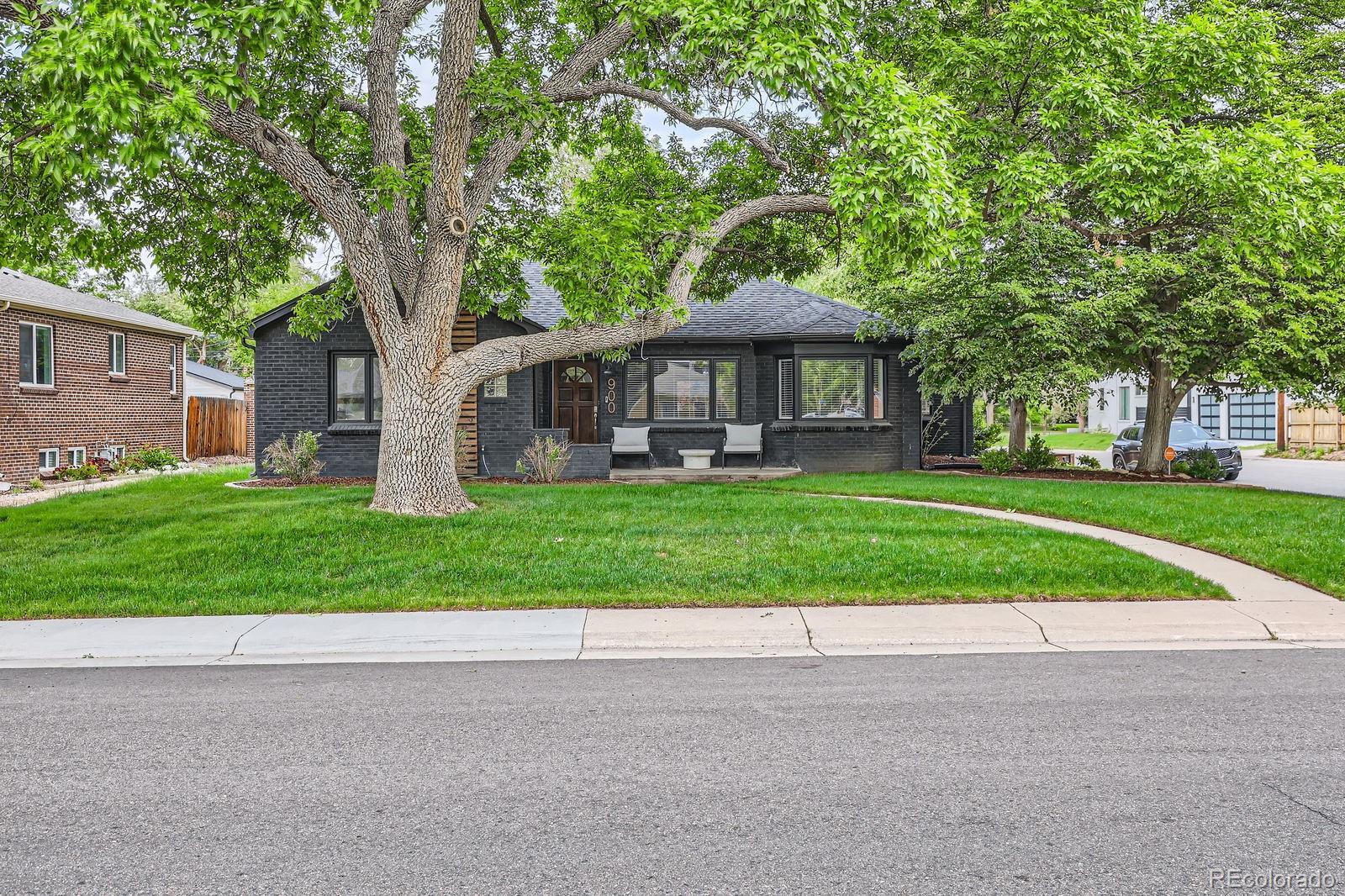 CMA Image for 900  Locust Street,Denver, Colorado