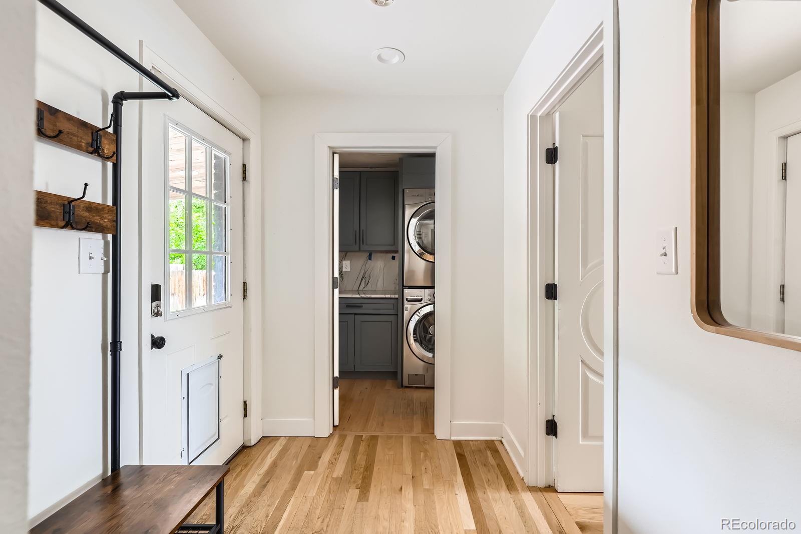 MLS Image #20 for 900  locust street,denver, Colorado