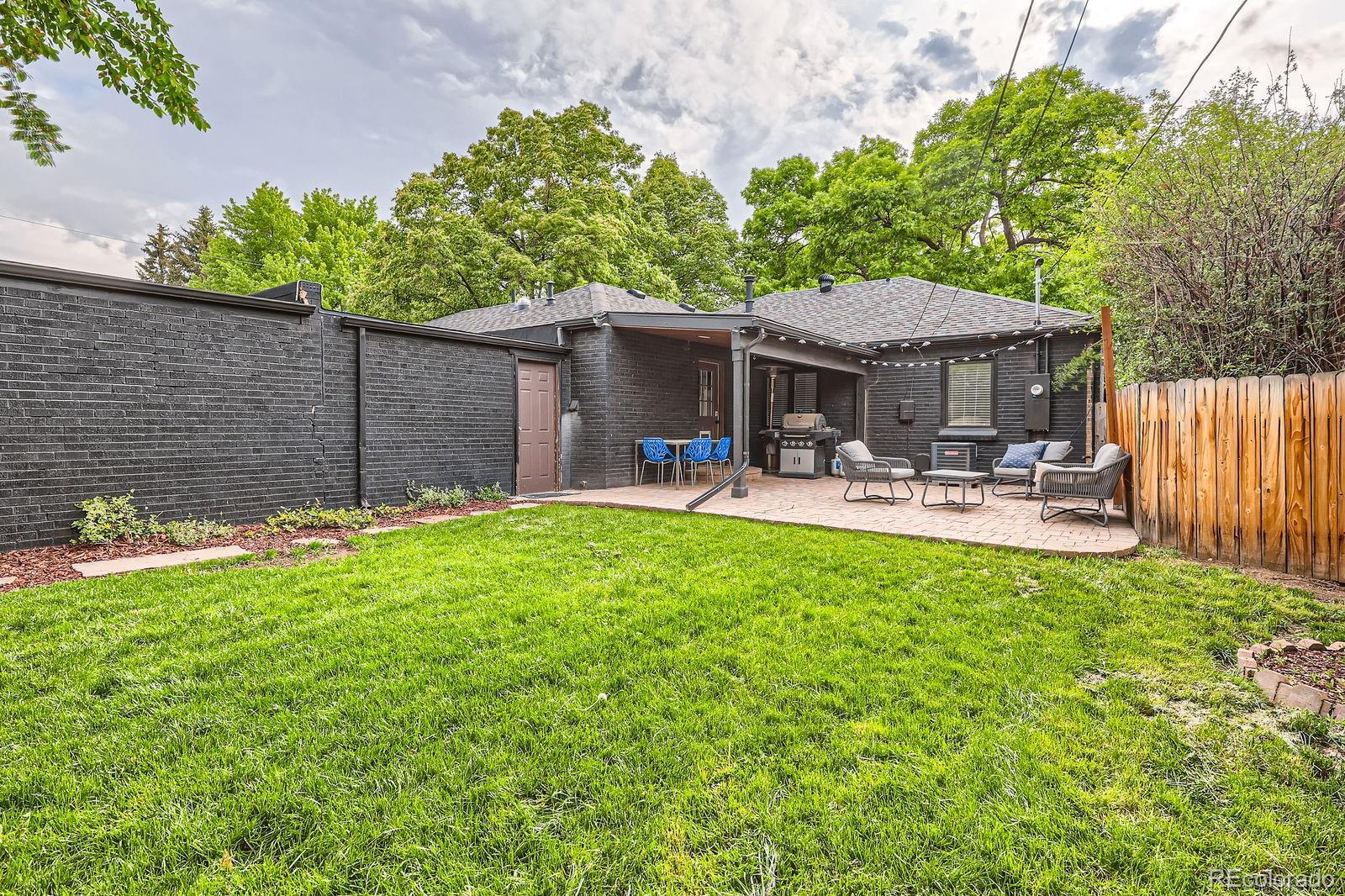 MLS Image #22 for 900  locust street,denver, Colorado