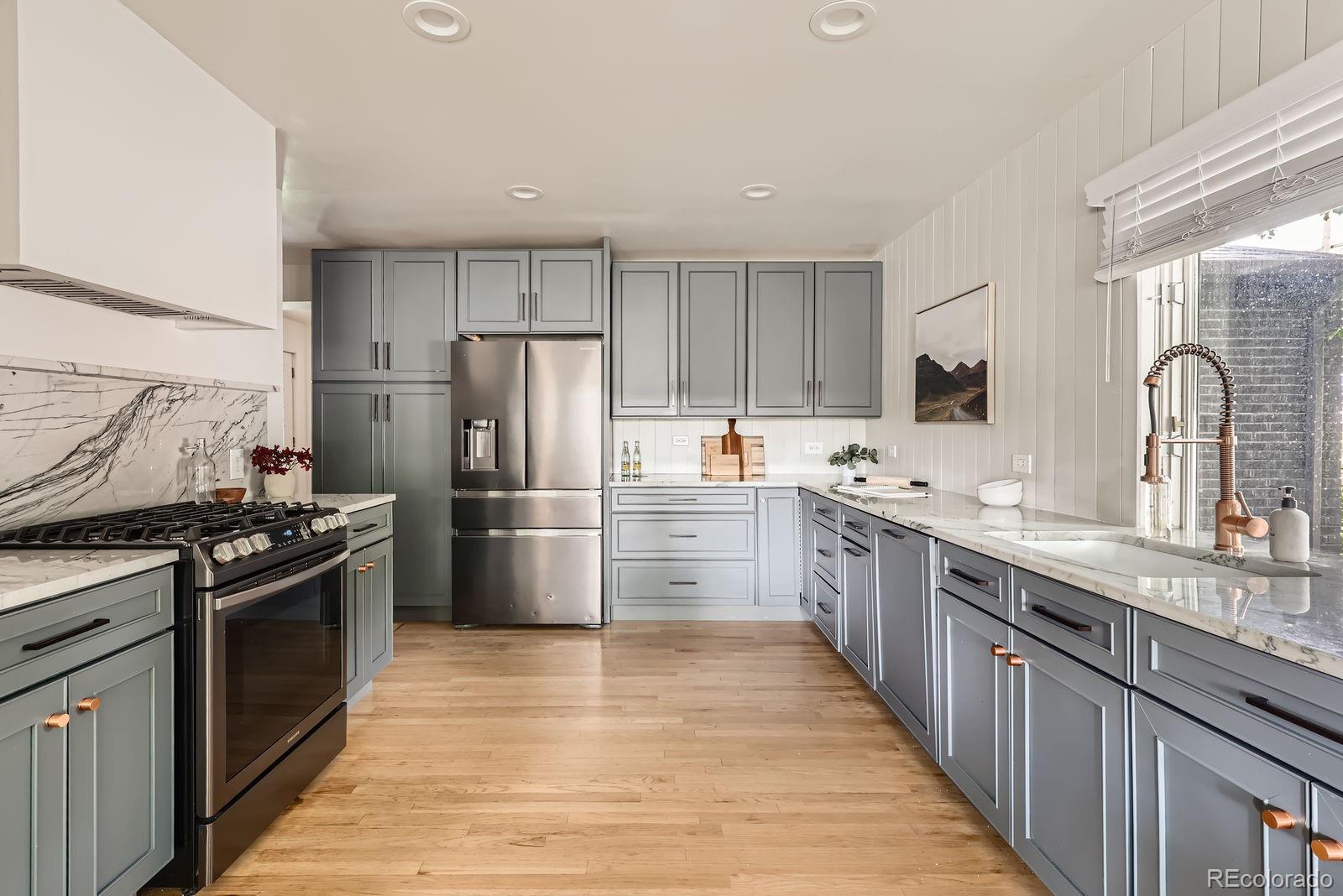 MLS Image #8 for 900  locust street,denver, Colorado