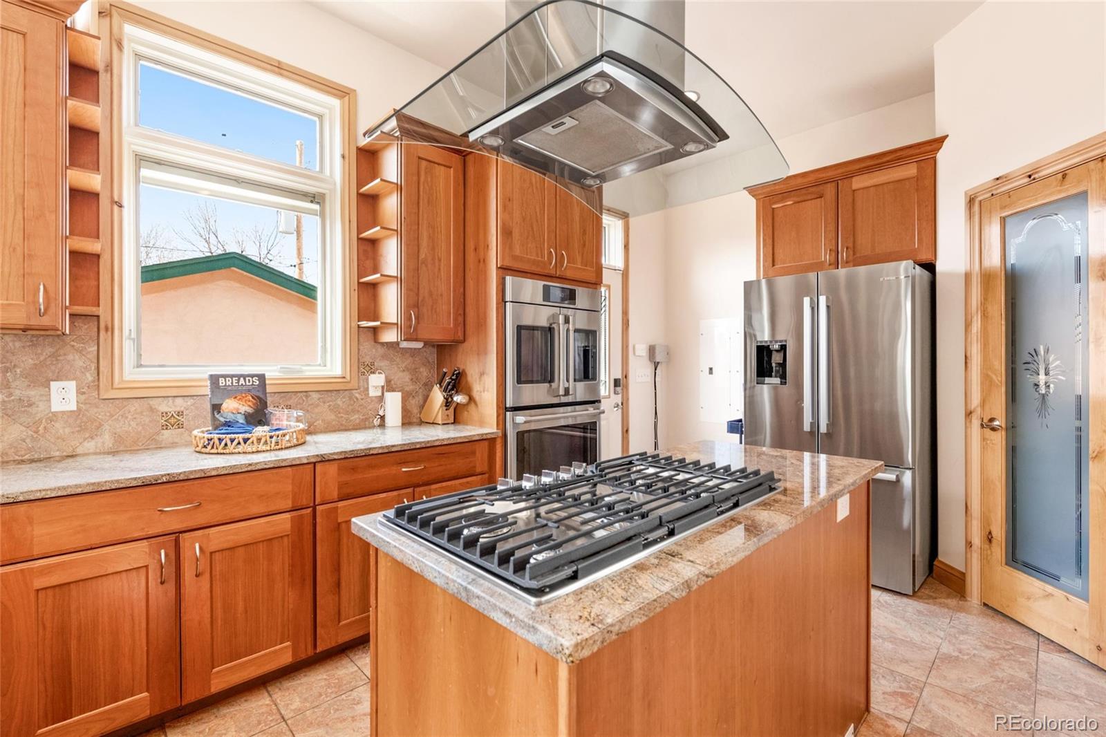 MLS Image #10 for 2673 s cook street,denver, Colorado