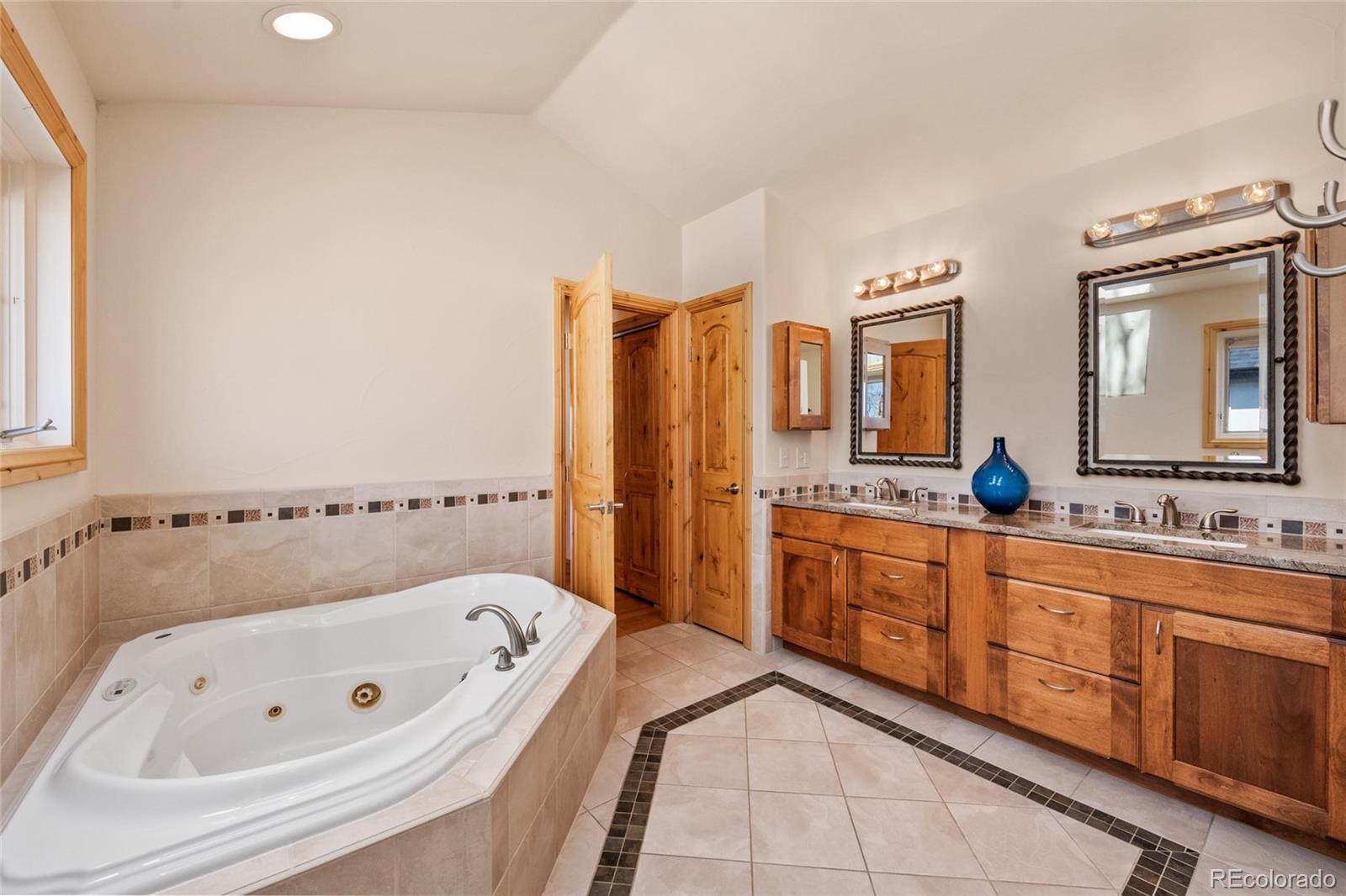 MLS Image #27 for 2673 s cook street,denver, Colorado