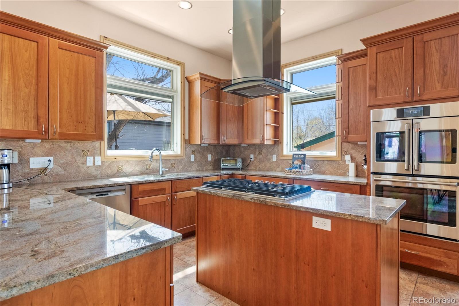 MLS Image #9 for 2673 s cook street,denver, Colorado