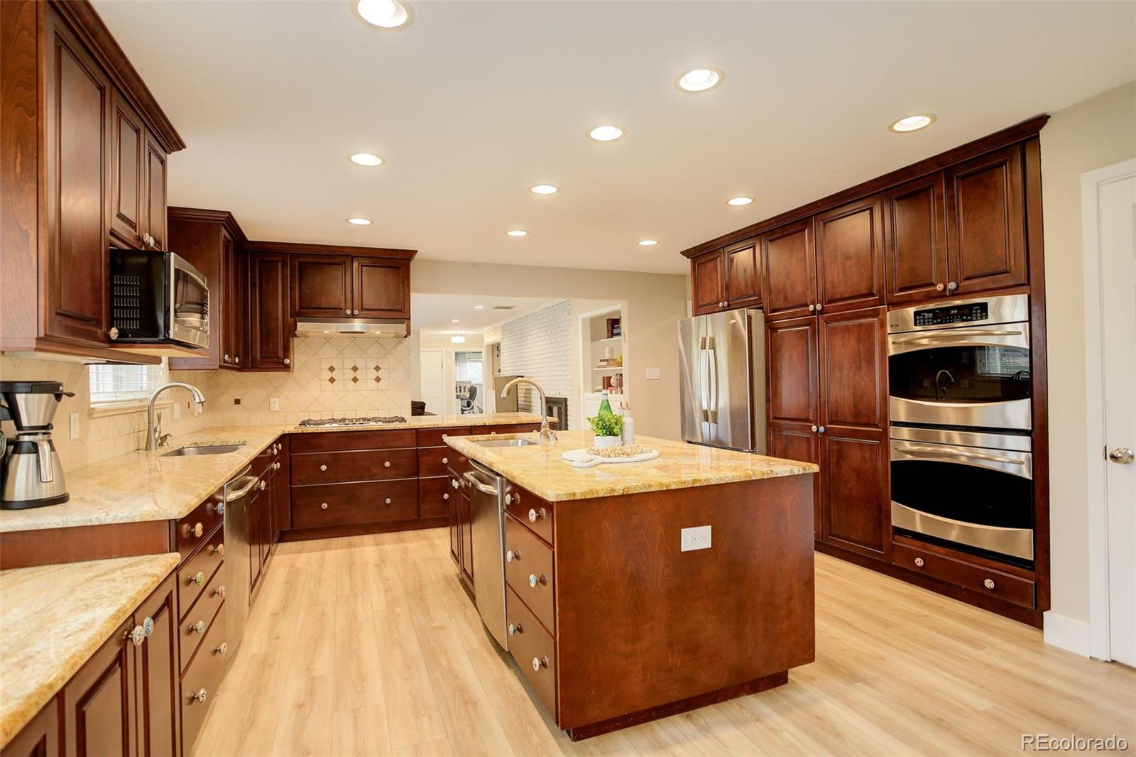 MLS Image #3 for 6544 e alaska drive,denver, Colorado