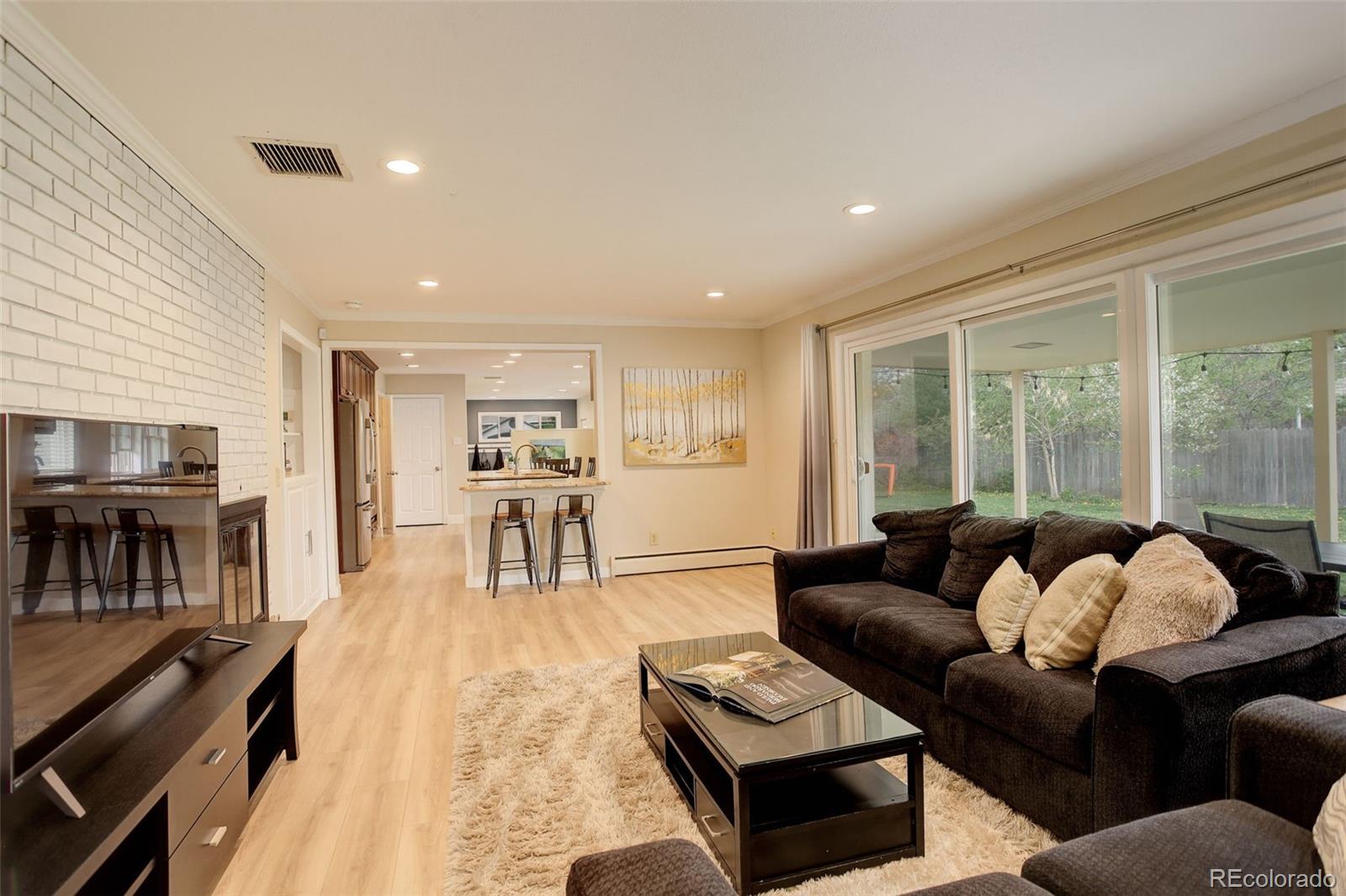 MLS Image #7 for 6544 e alaska drive,denver, Colorado