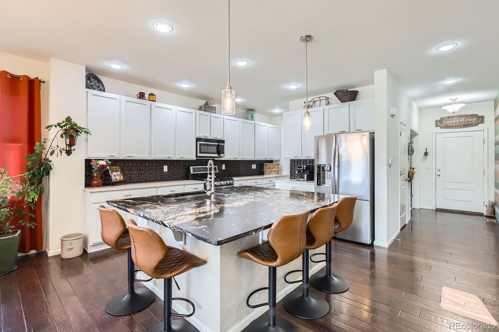MLS Image #5 for 1421  rustic drive,longmont, Colorado