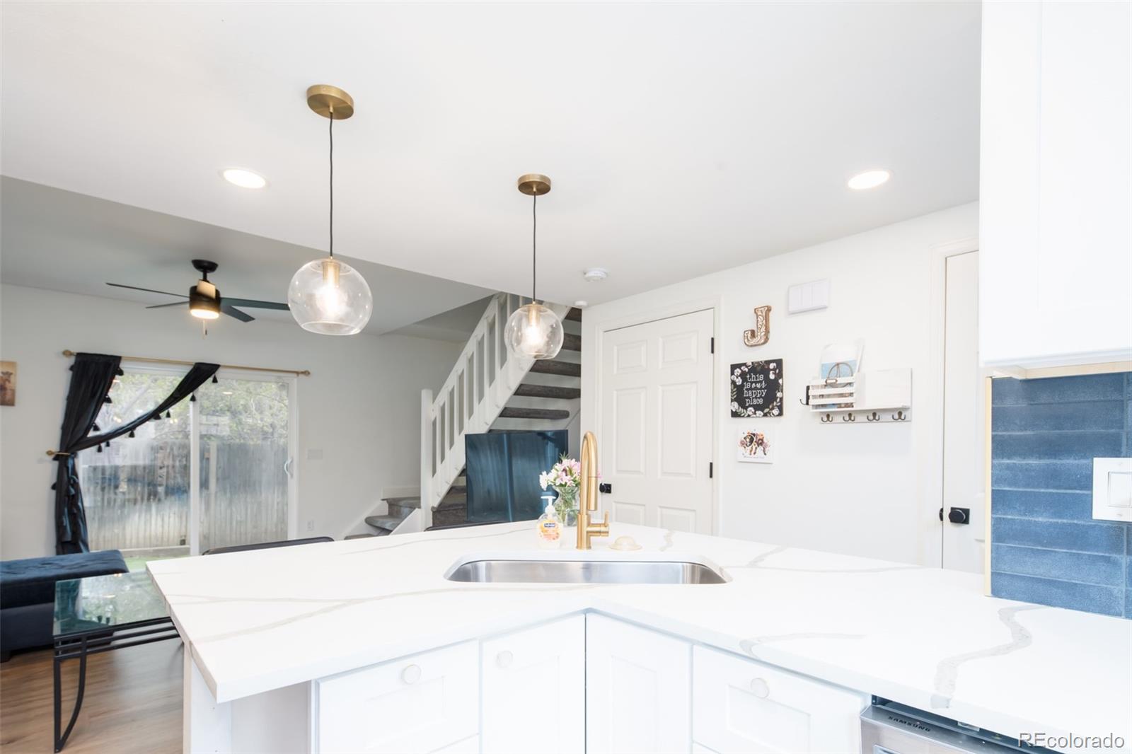 MLS Image #3 for 1543 s ouray circle b,aurora, Colorado