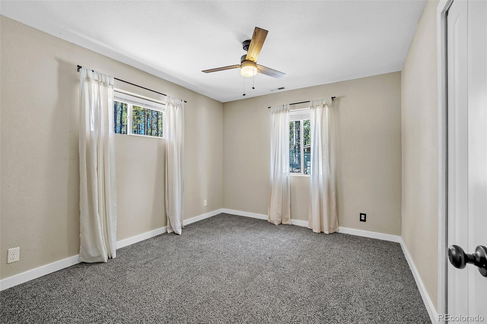 MLS Image #13 for 9635  thoroughbred lane,colorado springs, Colorado