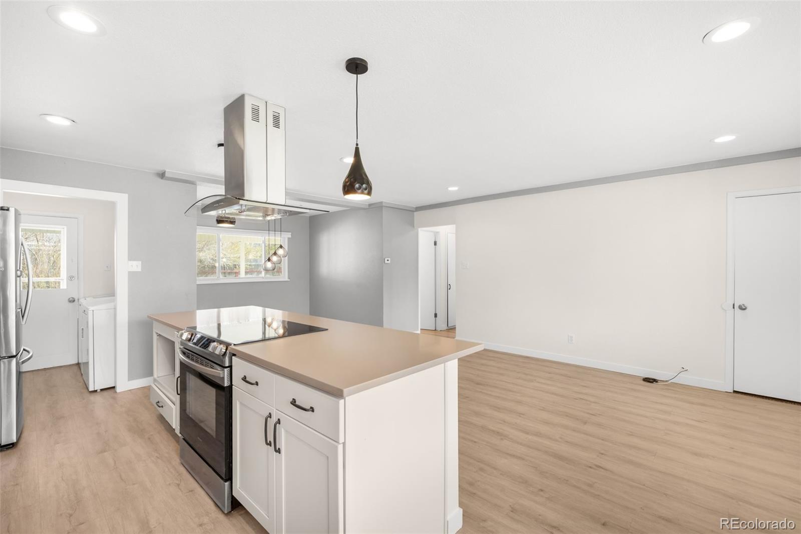 MLS Image #10 for 5272 e dartmouth avenue,denver, Colorado