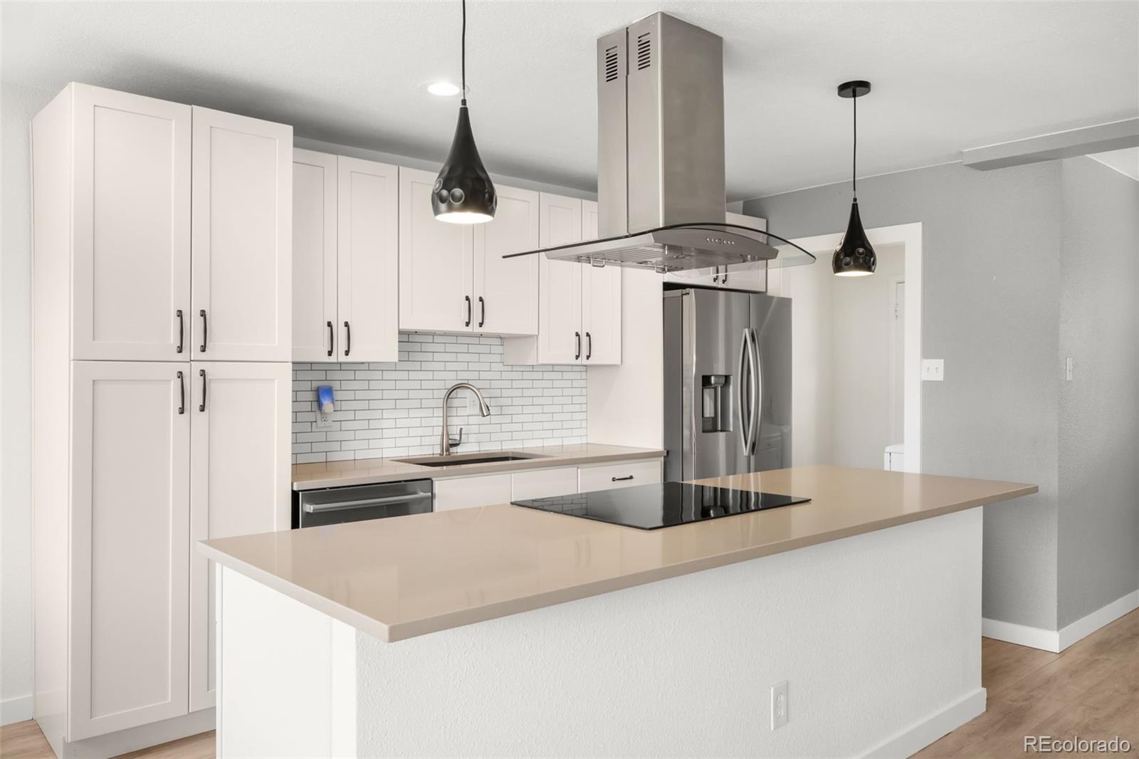 MLS Image #12 for 5272 e dartmouth avenue,denver, Colorado