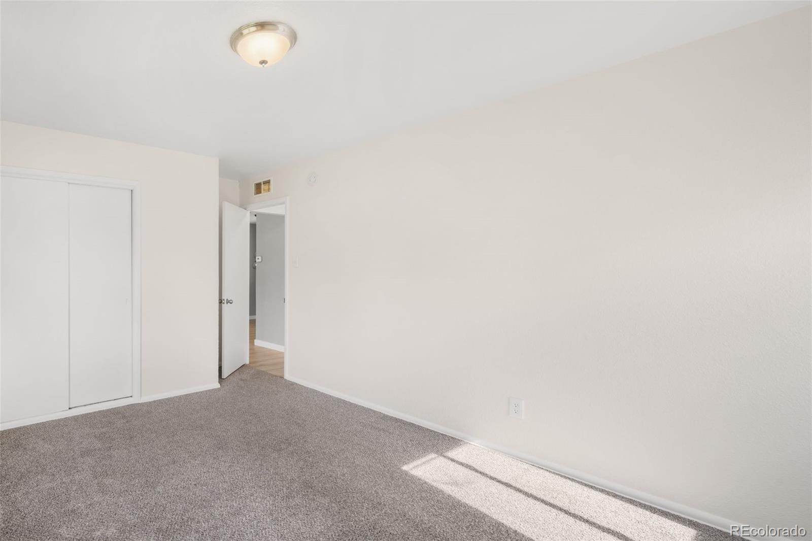 MLS Image #16 for 5272 e dartmouth avenue,denver, Colorado