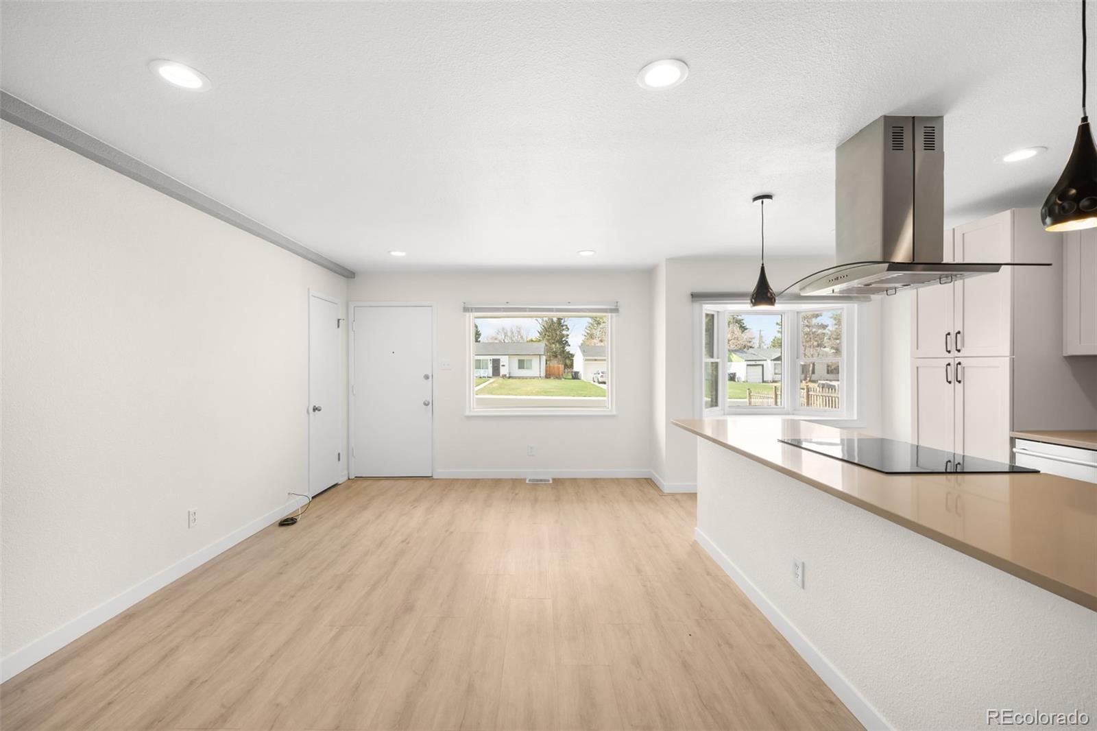 MLS Image #6 for 5272 e dartmouth avenue,denver, Colorado