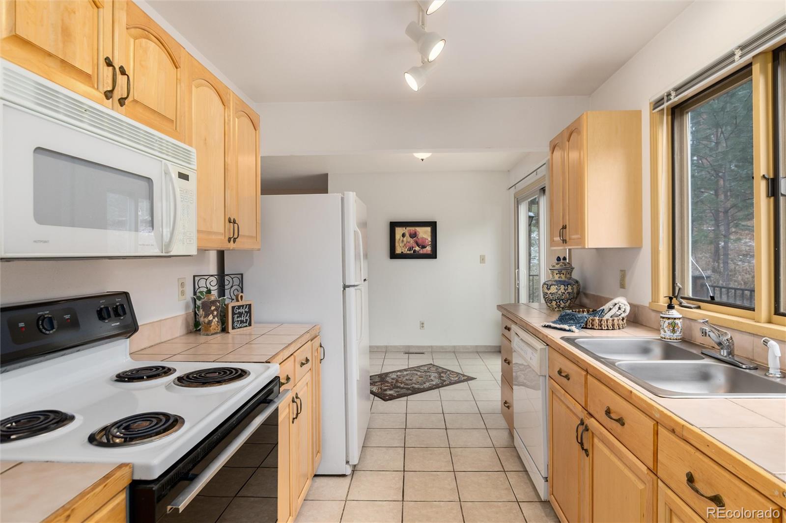 MLS Image #28 for 23136  kiowa road,indian hills, Colorado