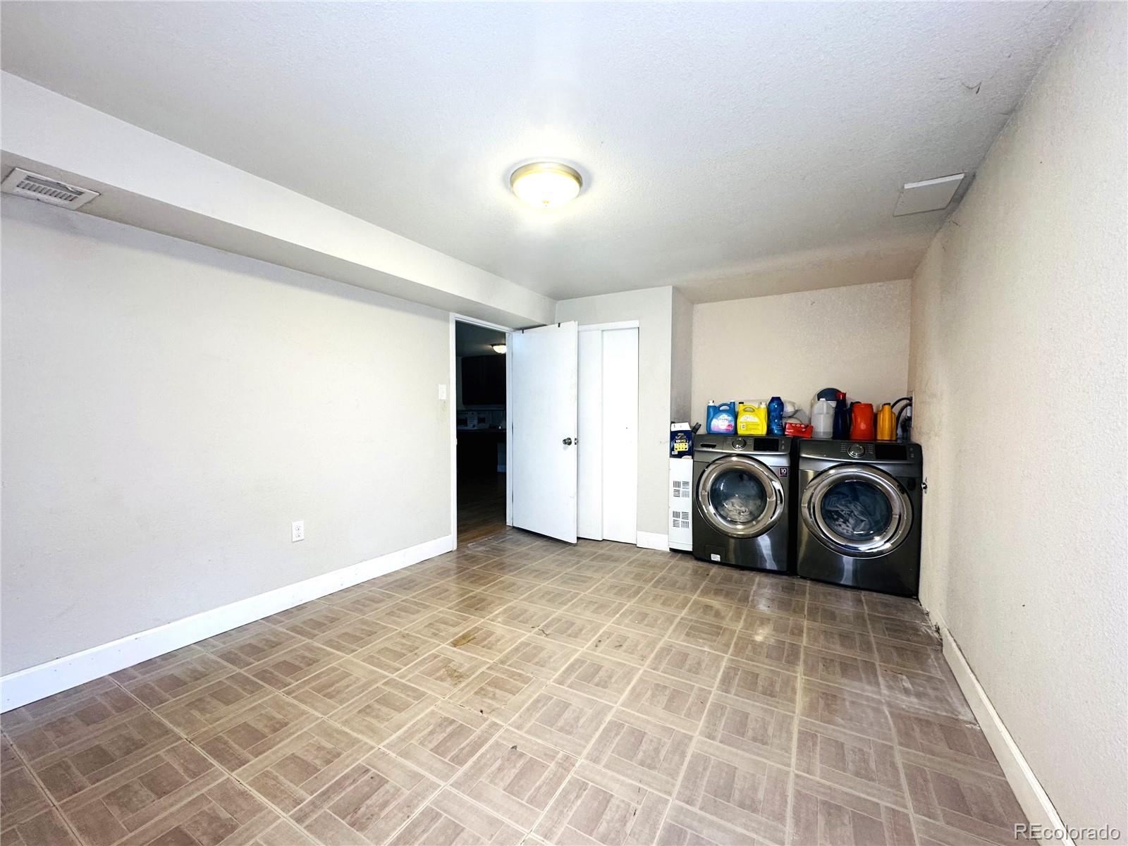 MLS Image #18 for 5690 w 79th avenue,arvada, Colorado