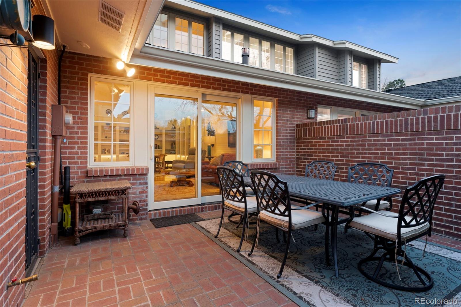 MLS Image #6 for 2552 e alameda avenue,denver, Colorado