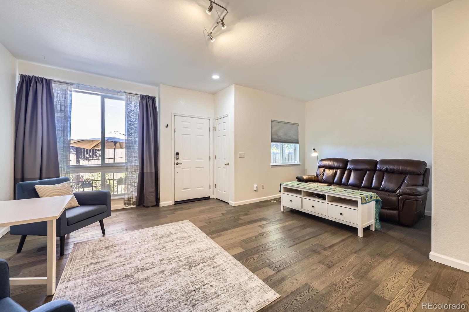 MLS Image #3 for 4555 s auckland court,aurora, Colorado