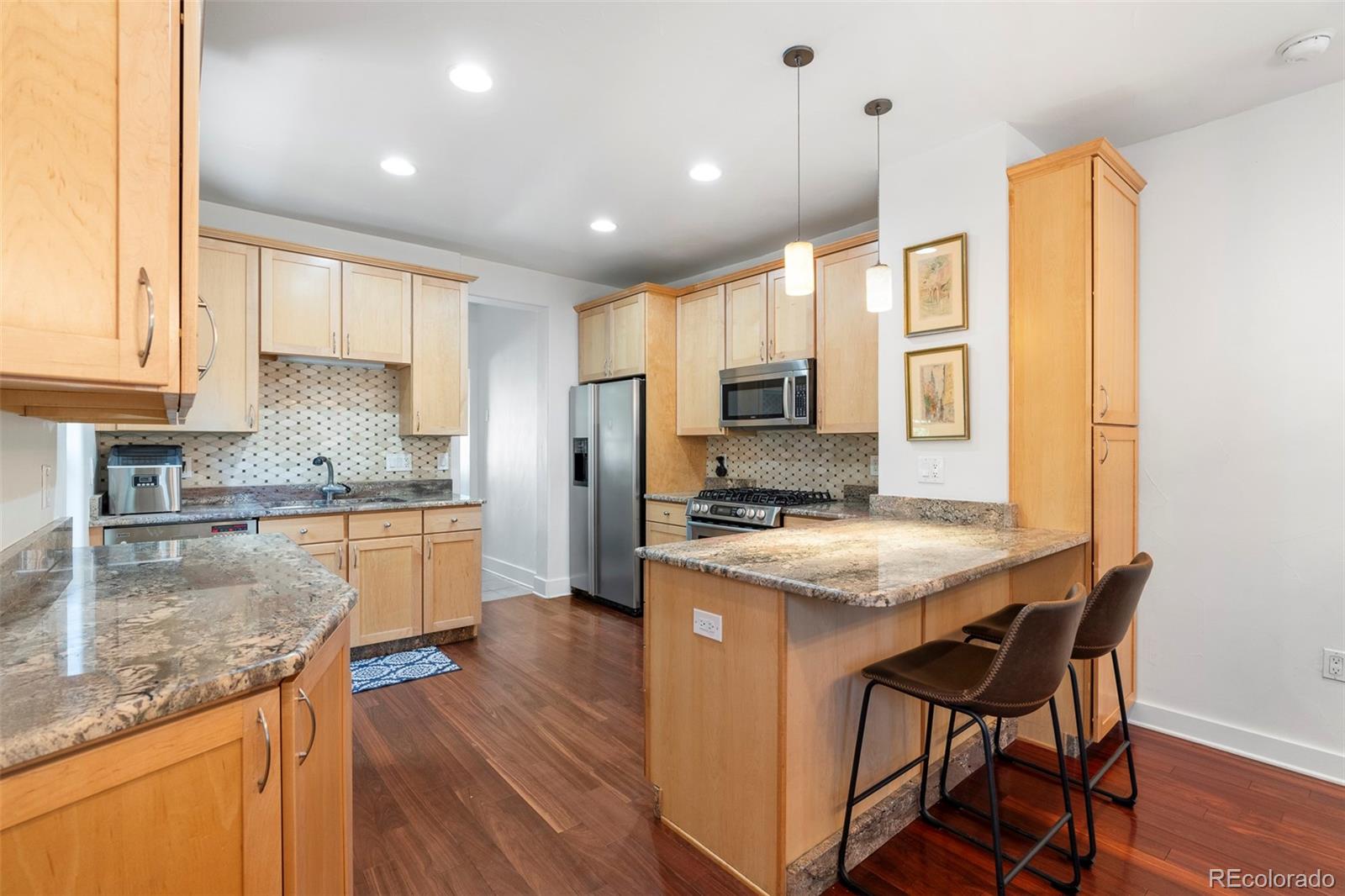 MLS Image #9 for 623 s logan street,denver, Colorado