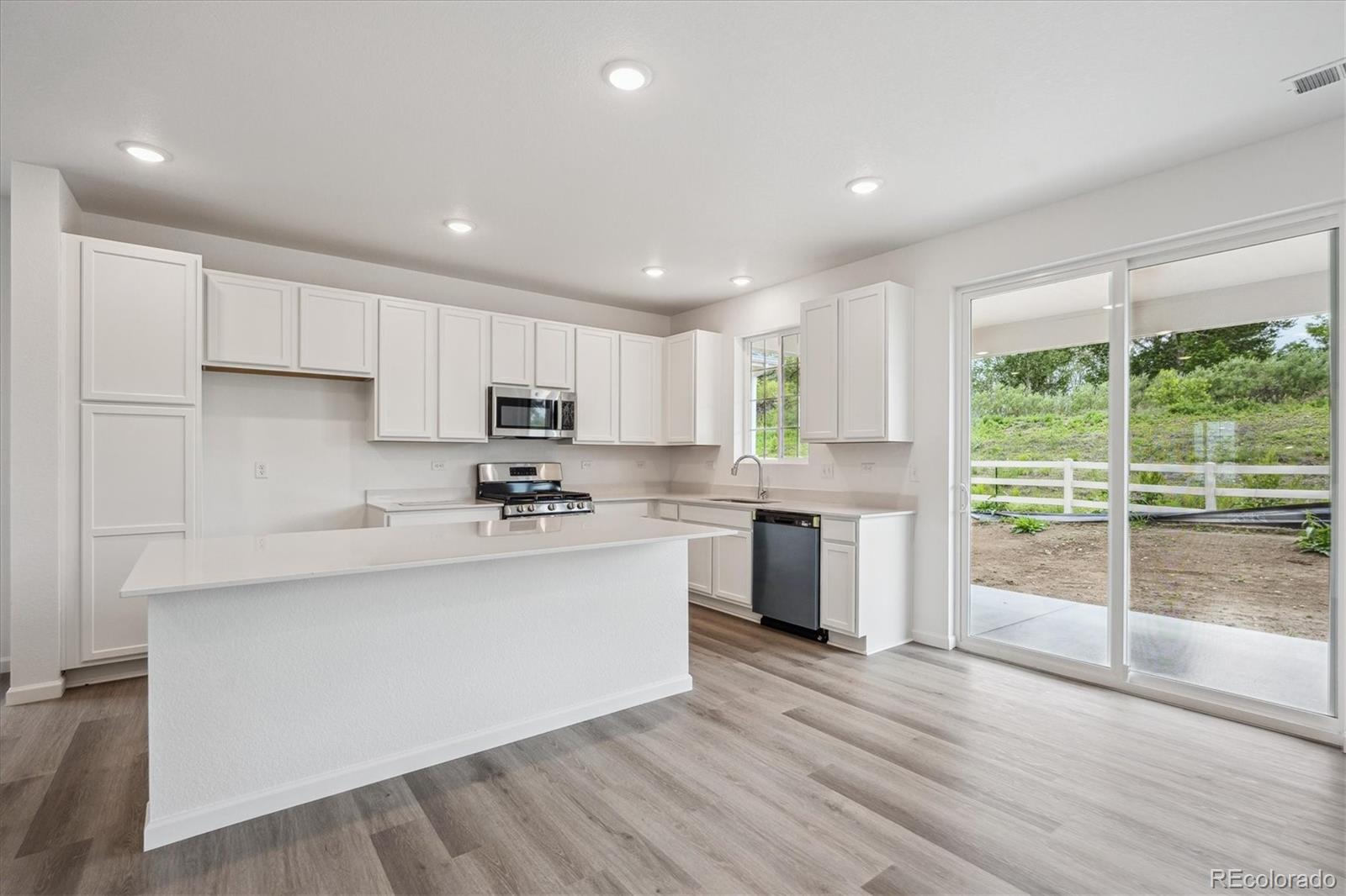 MLS Image #5 for 4246  graywood drive,johnstown, Colorado