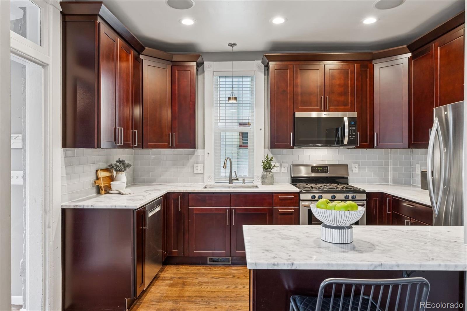 MLS Image #15 for 321 s emerson street,denver, Colorado