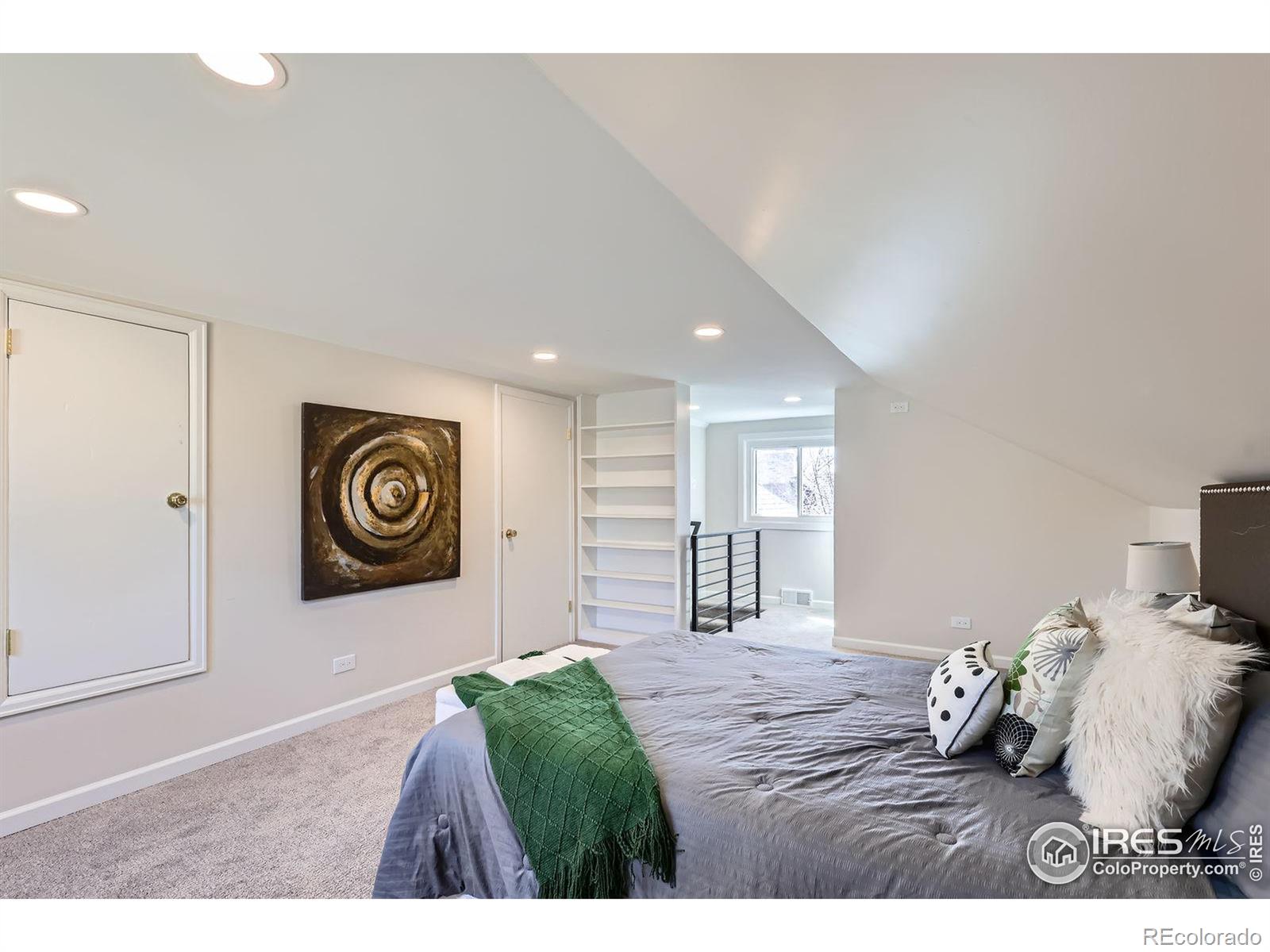 MLS Image #12 for 865  holly street,denver, Colorado
