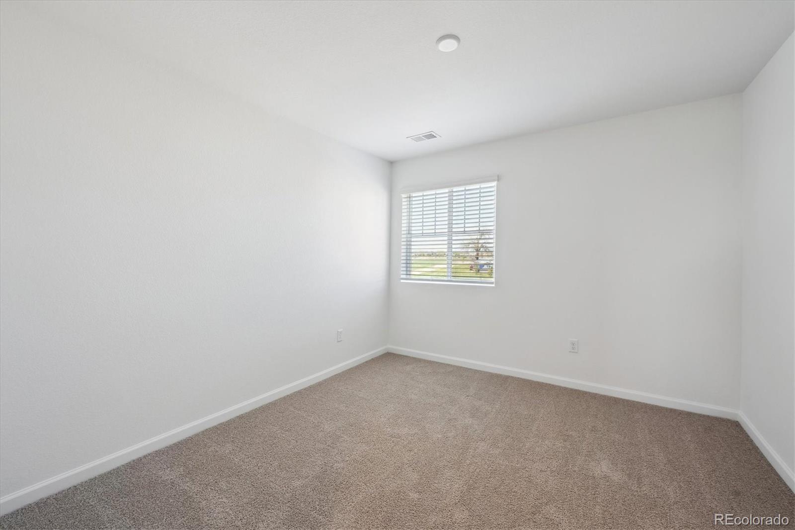 MLS Image #14 for 4704  short horn drive,johnstown, Colorado