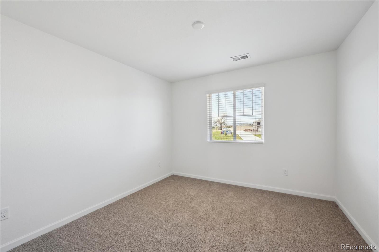 MLS Image #18 for 4704  short horn drive,johnstown, Colorado
