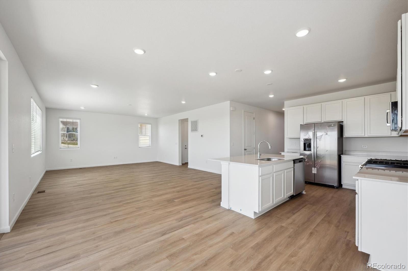 MLS Image #5 for 4704  short horn drive,johnstown, Colorado