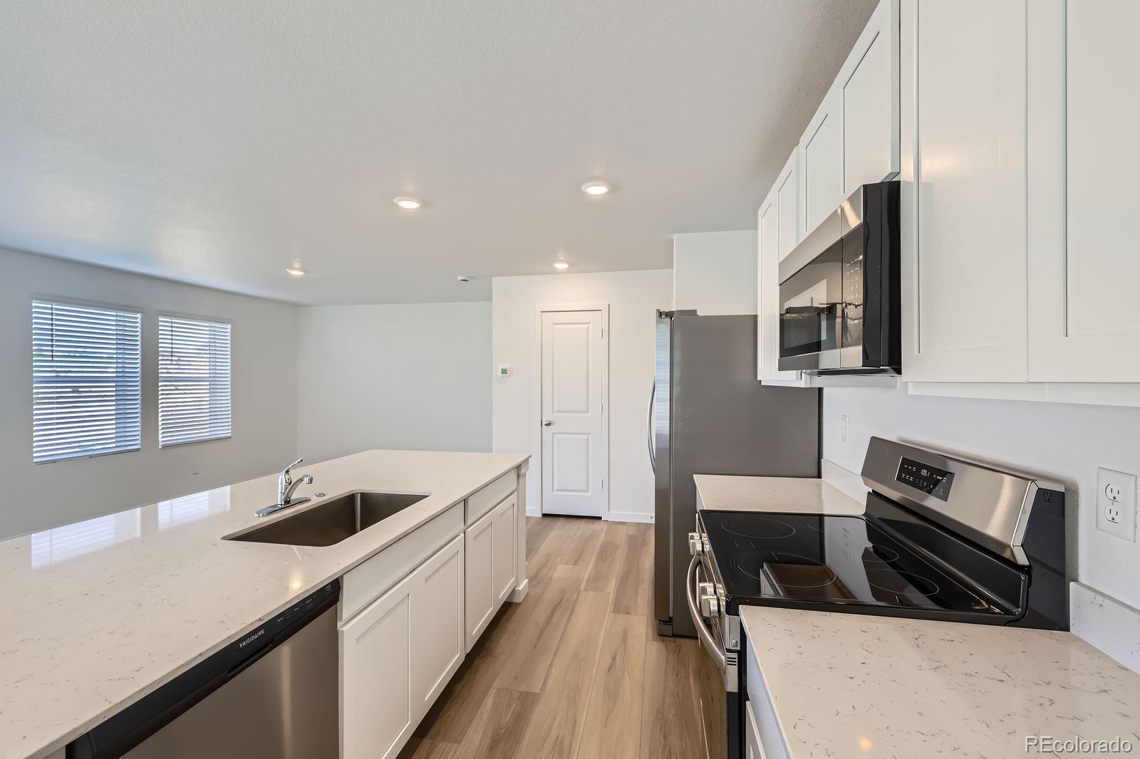 MLS Image #3 for 7752  salt fork drive,colorado springs, Colorado
