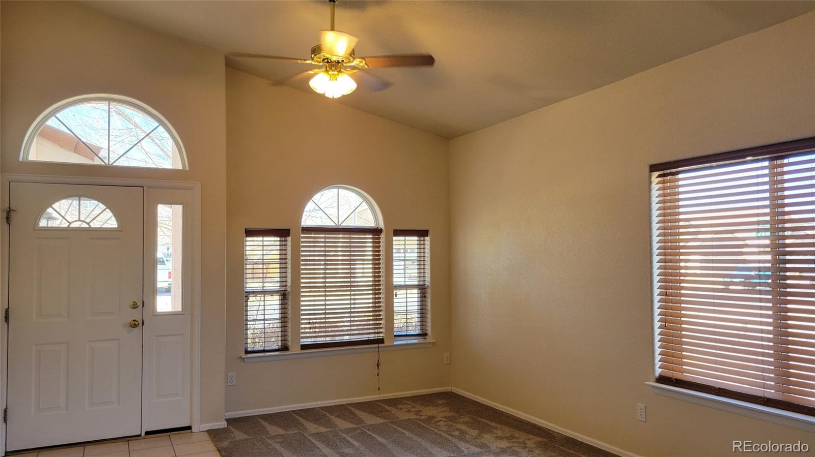 CMA Image for 1002  Cedarcrest Drive,Pueblo, Colorado