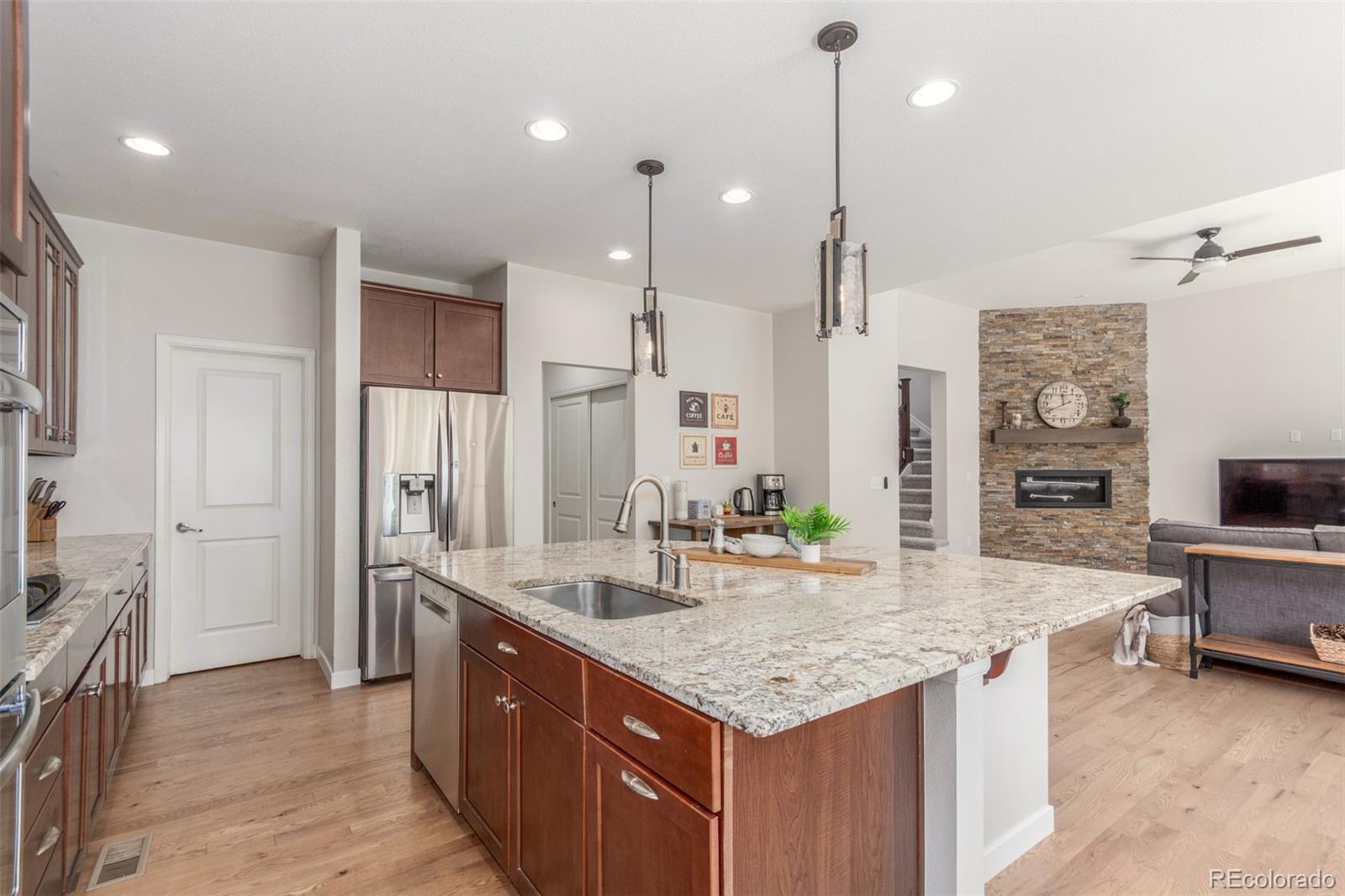MLS Image #16 for 16694  miners way,broomfield, Colorado