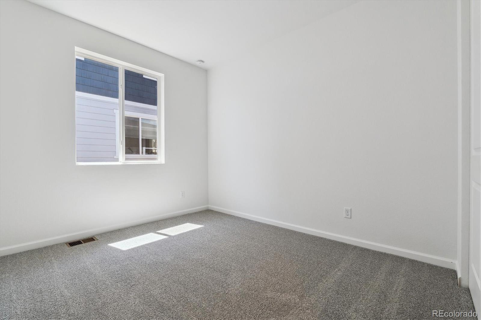 MLS Image #13 for 8241  rockvale drive,littleton, Colorado