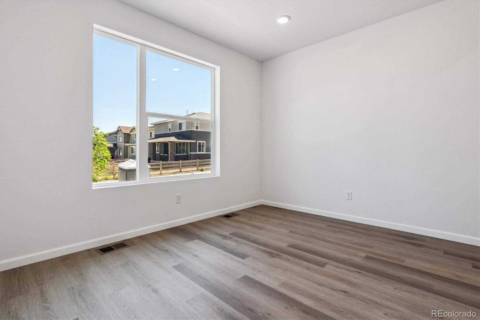 MLS Image #3 for 8241  rockvale drive,littleton, Colorado