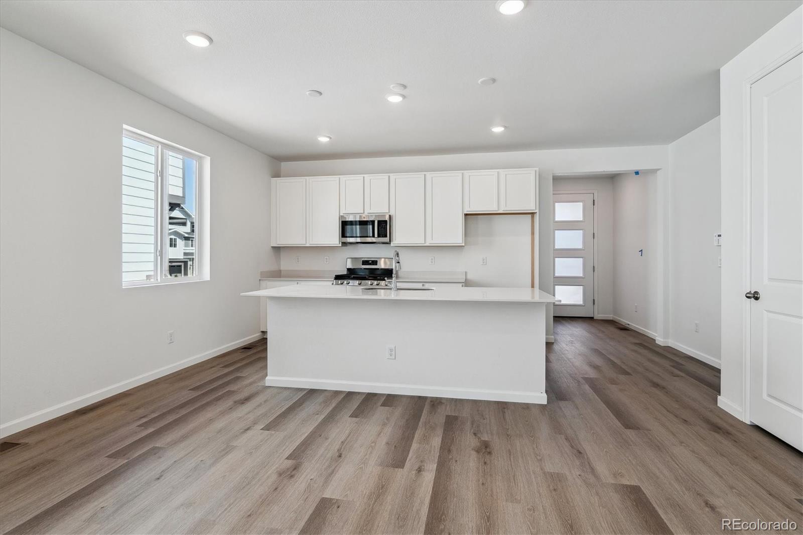 MLS Image #5 for 8241  rockvale drive,littleton, Colorado