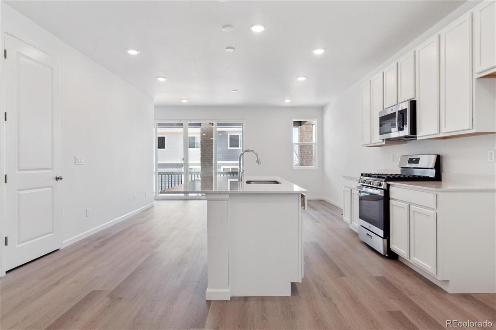 MLS Image #9 for 8317  snake river street,littleton, Colorado