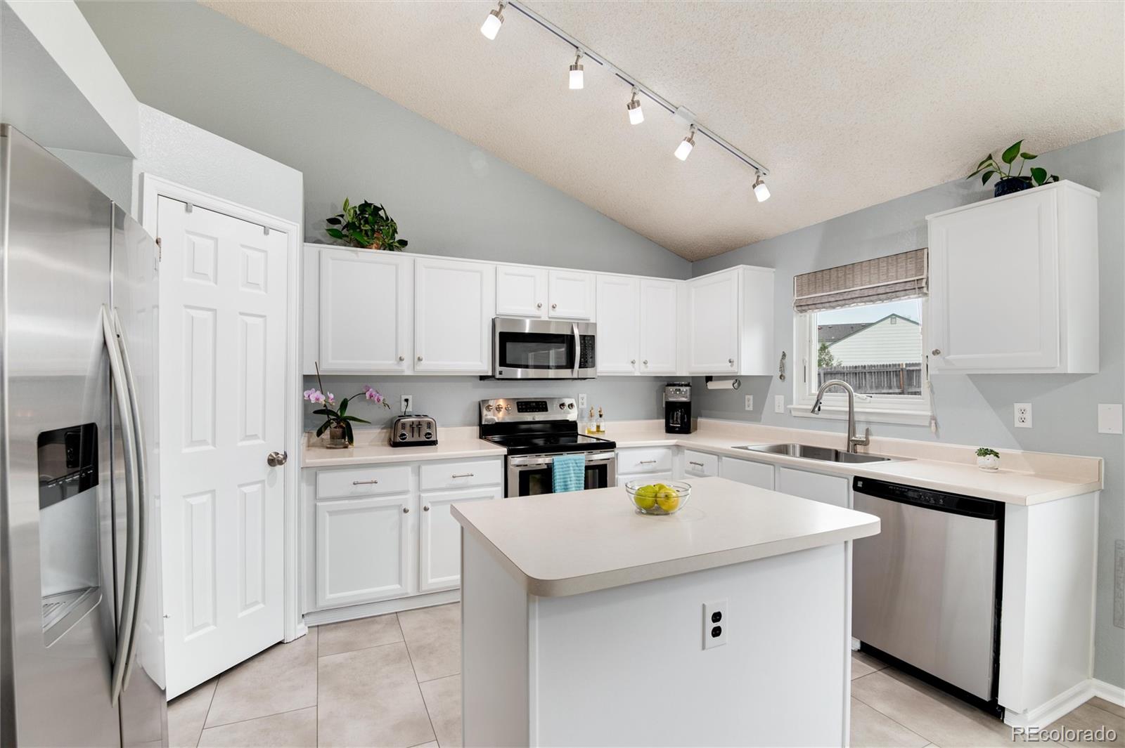 MLS Image #10 for 13093  hudson street,thornton, Colorado