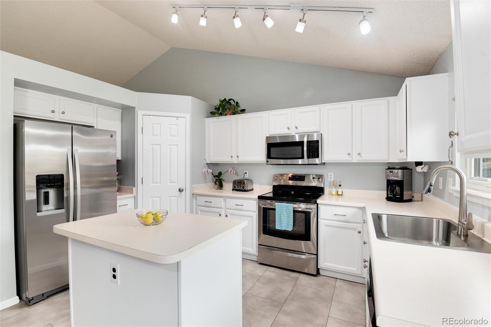 MLS Image #11 for 13093  hudson street,thornton, Colorado
