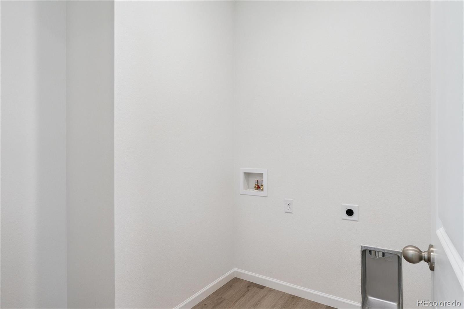MLS Image #14 for 8436  vona lane,littleton, Colorado