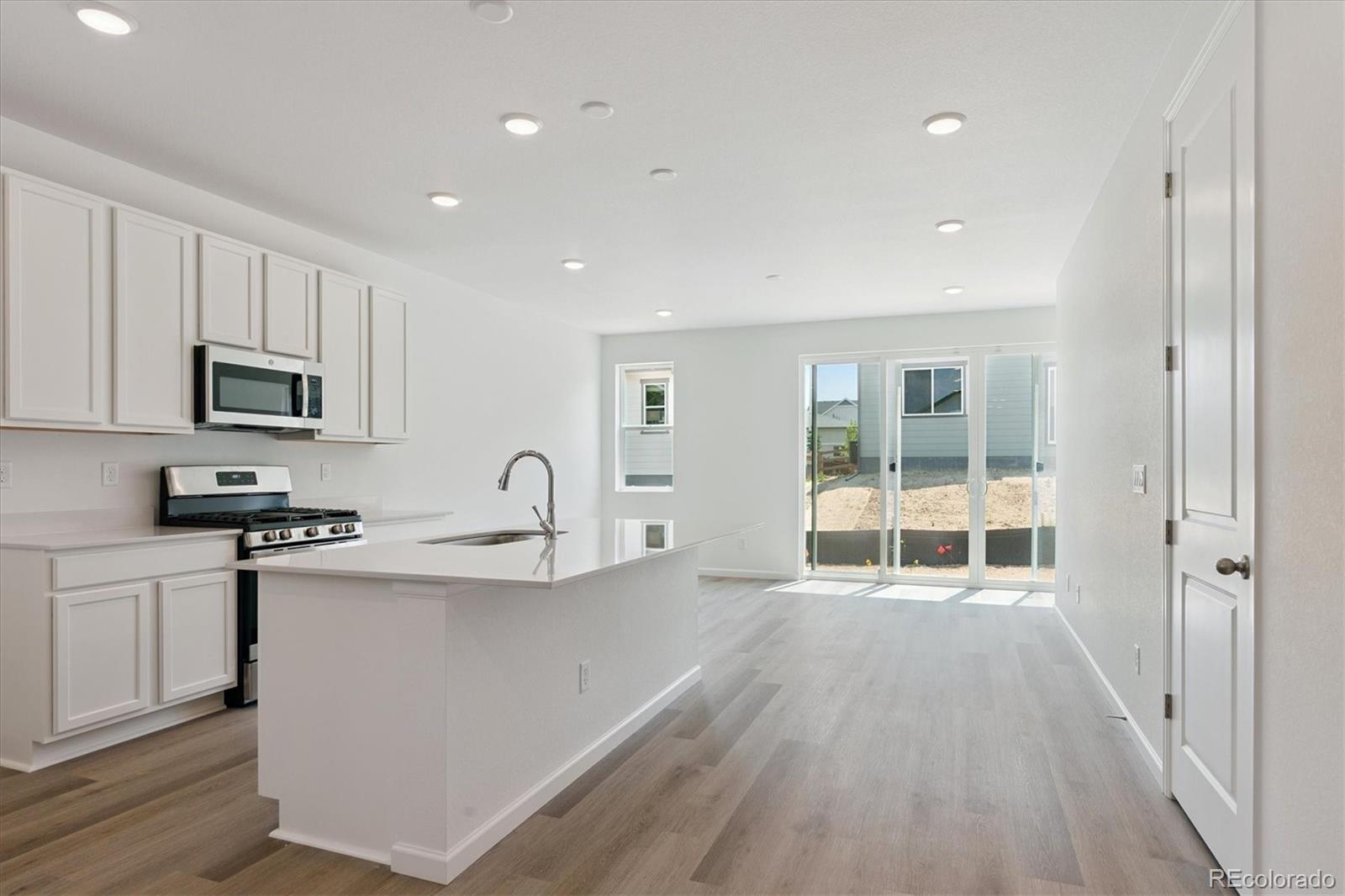 MLS Image #5 for 8436  vona lane,littleton, Colorado