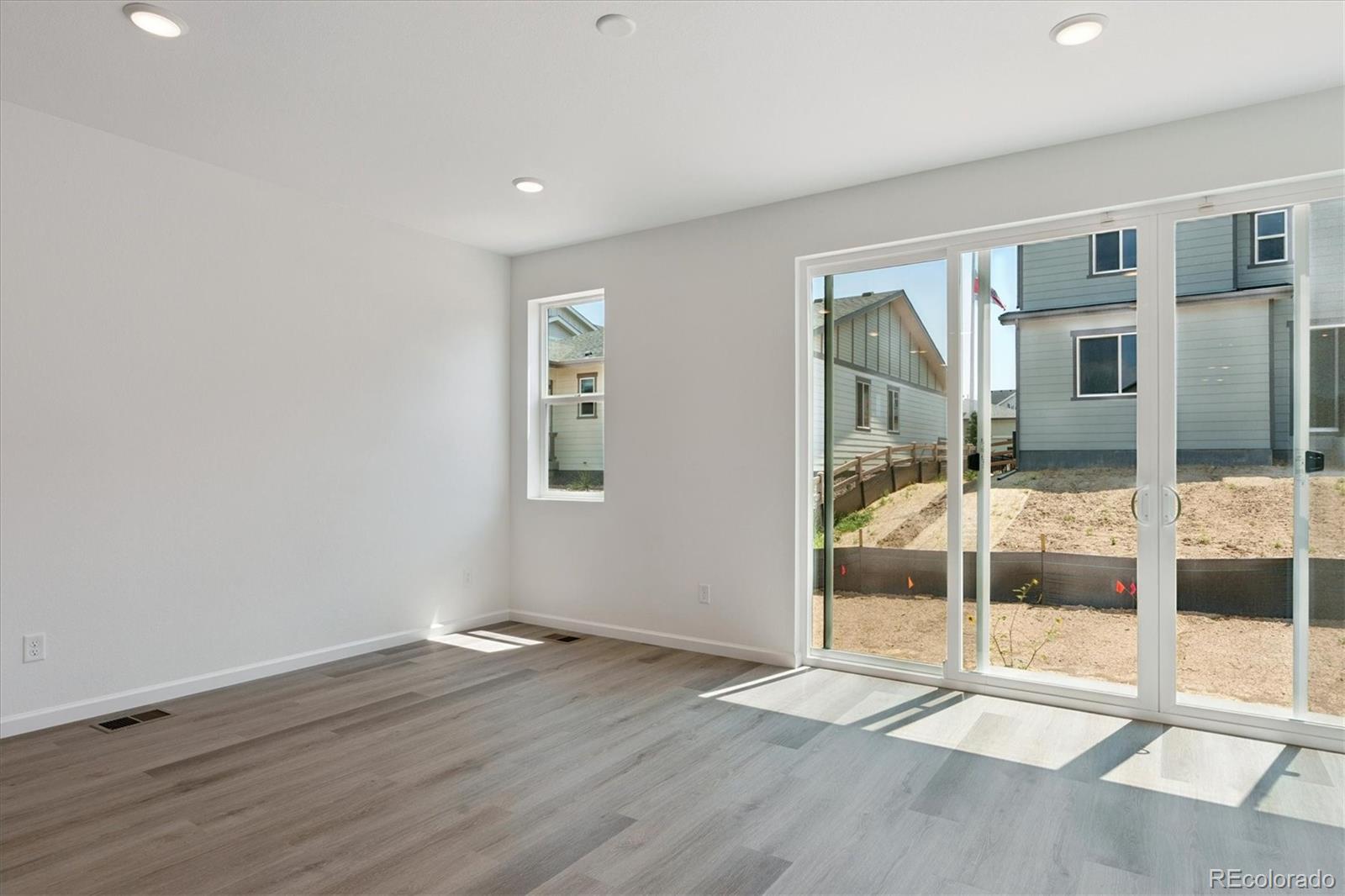 MLS Image #8 for 8436  vona lane,littleton, Colorado