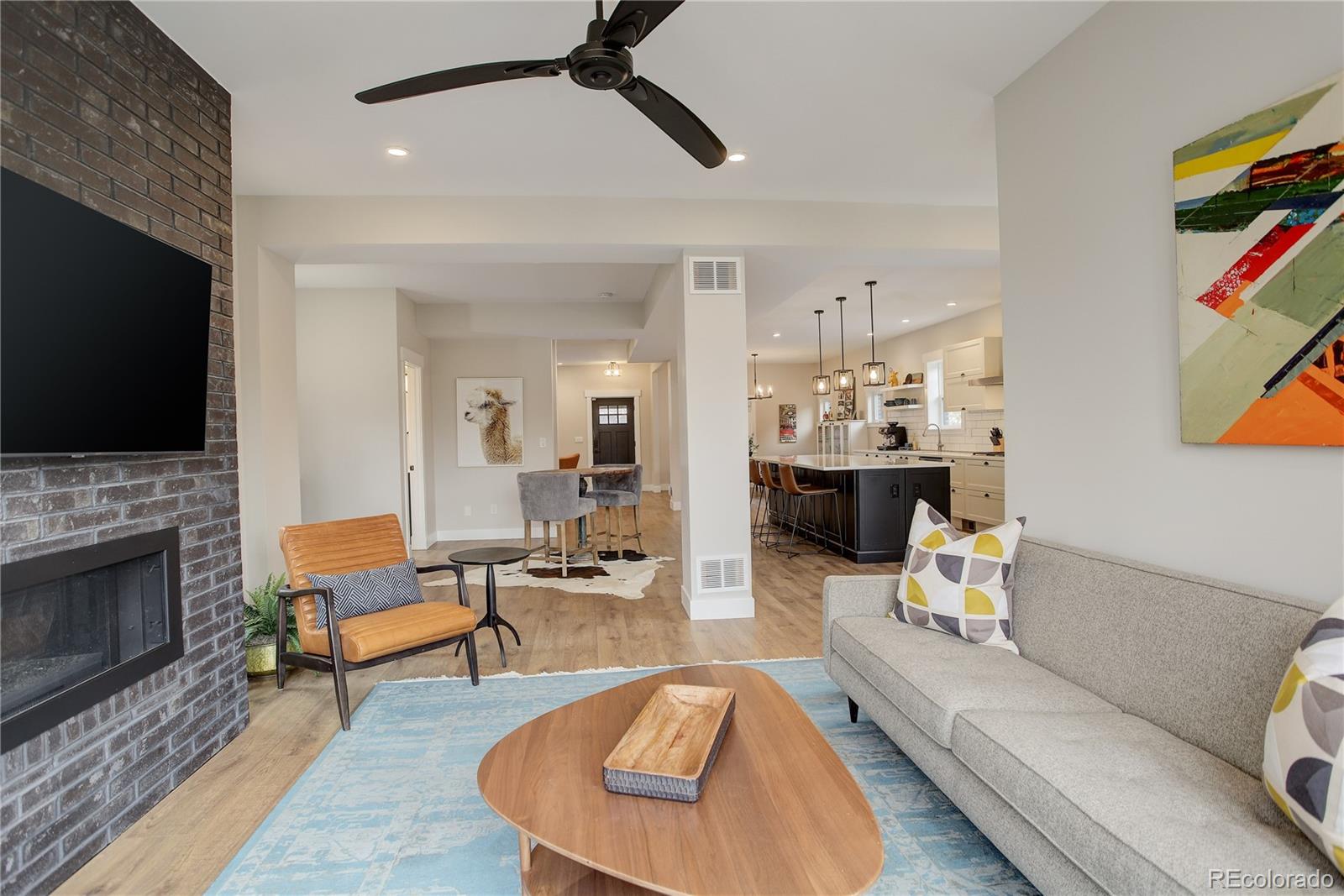 MLS Image #10 for 2568  clermont street,denver, Colorado