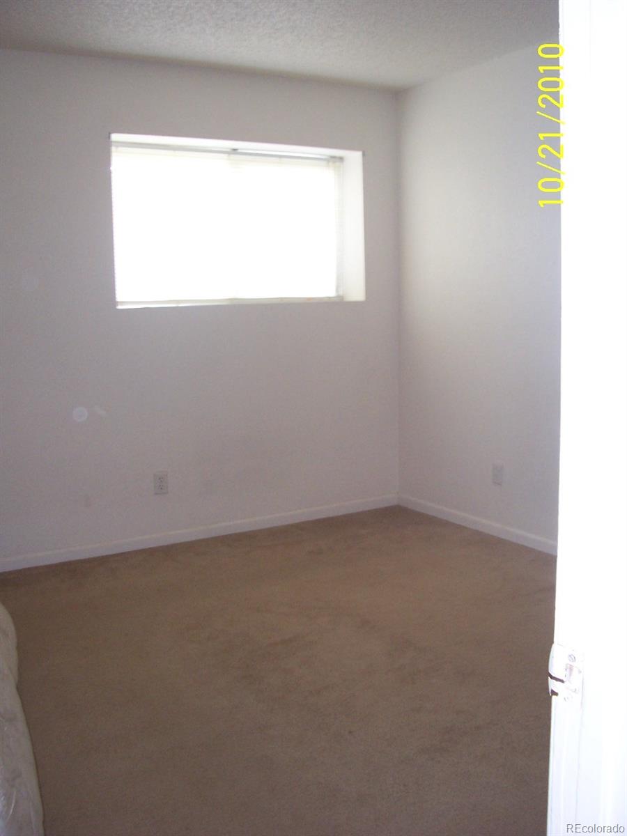 MLS Image #3 for 10742 e exposition avenue,aurora, Colorado