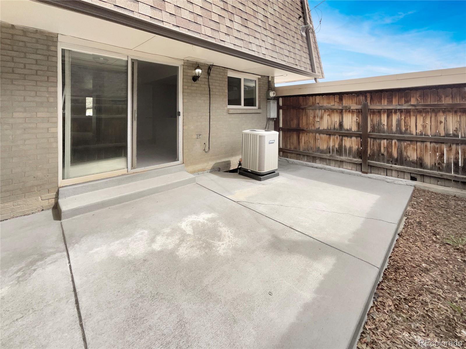 MLS Image #7 for 11422 w 17th place,lakewood, Colorado