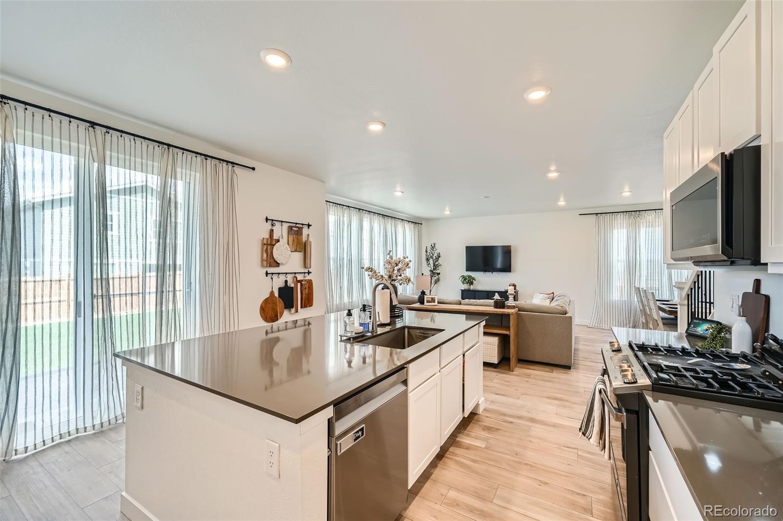 MLS Image #7 for 4875 e 148th place,thornton, Colorado