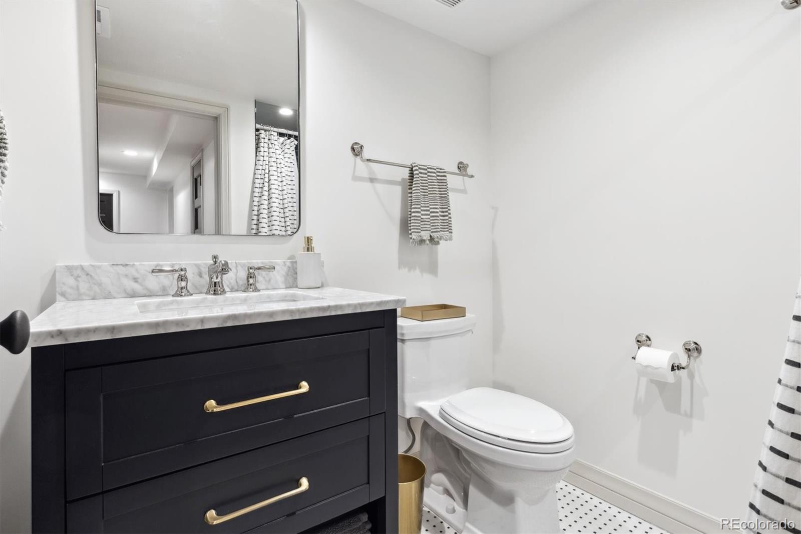 MLS Image #29 for 10  cherry street,denver, Colorado