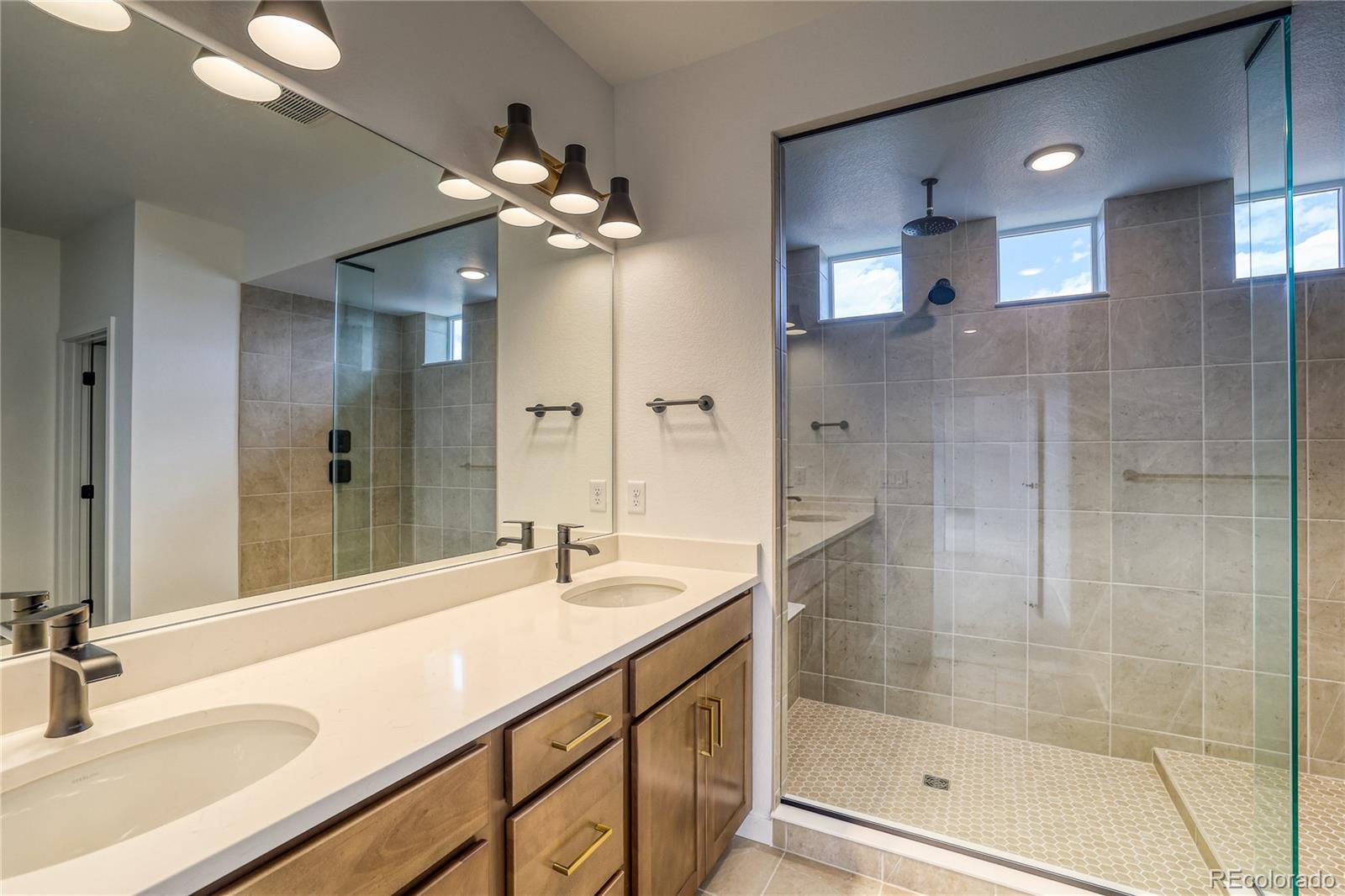 MLS Image #10 for 23909 e 41st avenue,aurora, Colorado