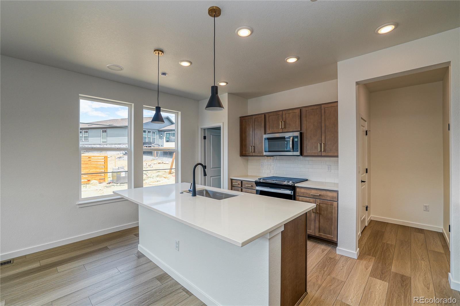 MLS Image #4 for 23909 e 41st avenue,aurora, Colorado